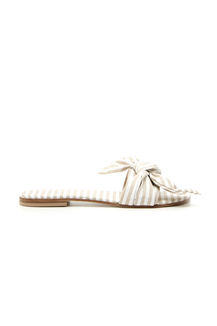 Slipper with bow Intrend Slipper with bow Intrend