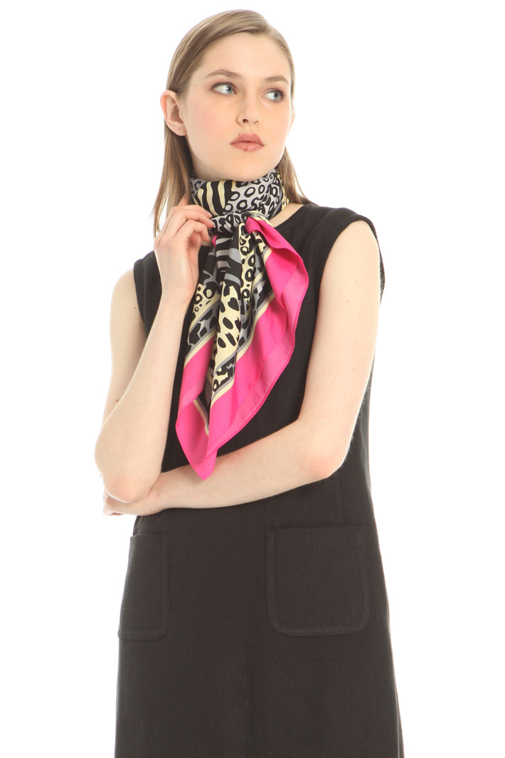 Foulard in tessuto stampato Intrend Foulard in tessuto stampato Intrend