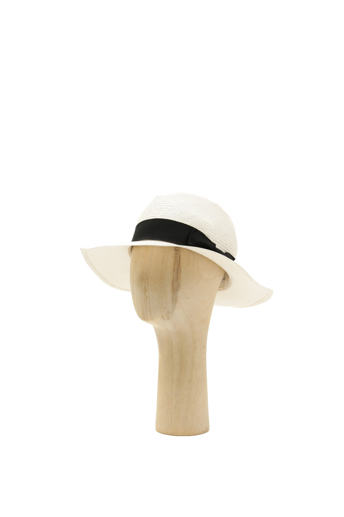 Woven paper Panama hat Intrend Woven paper Panama hat Intrend