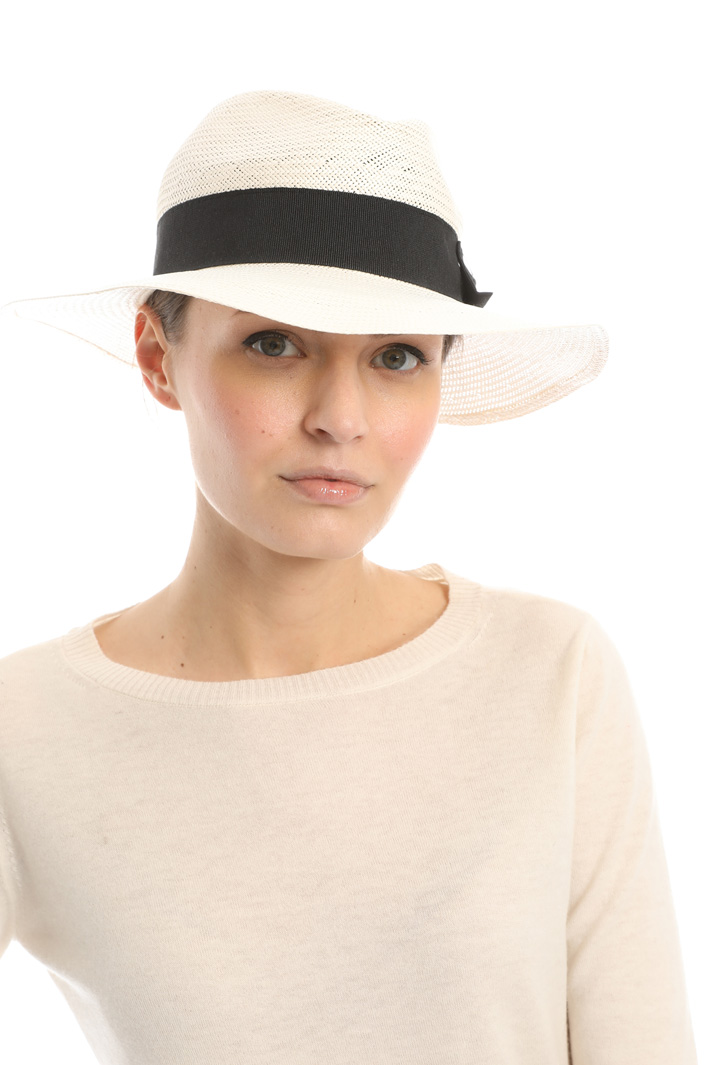 Woven paper Panama hat Intrend Woven paper Panama hat Intrend