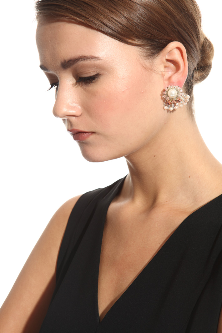 Fan-shaped earrings Diffusione Tessile Fan-shaped earrings Diffusione Tessile