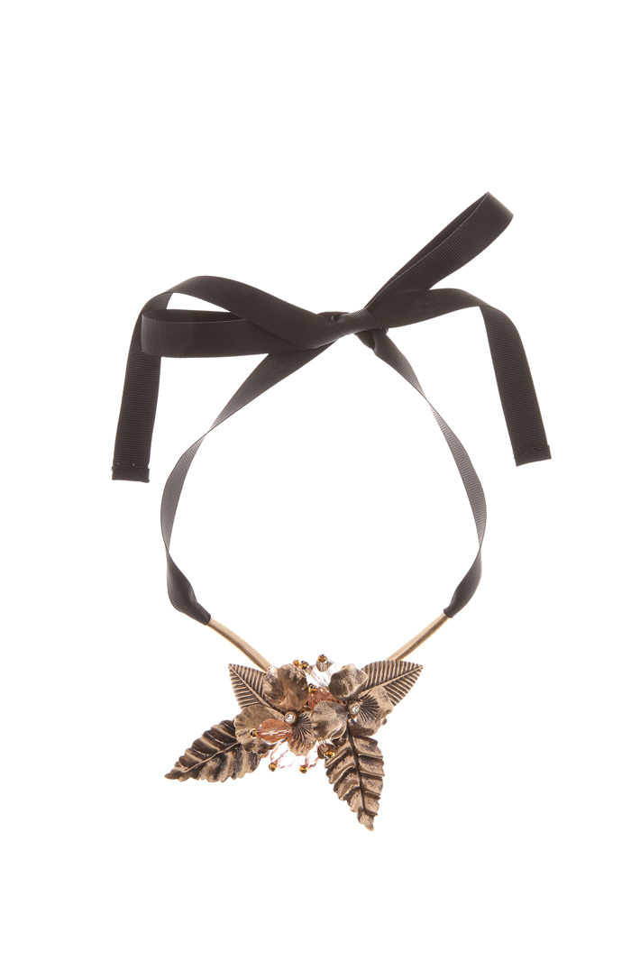 Floral pattern necklace Diffusione Tessile Floral pattern necklace Diffusione Tessile