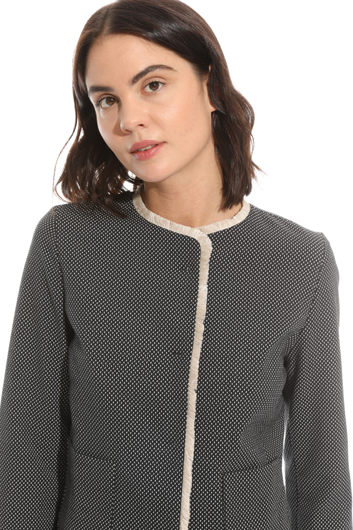 Giacca jacquard con frange Intrend Giacca jacquard con frange Intrend