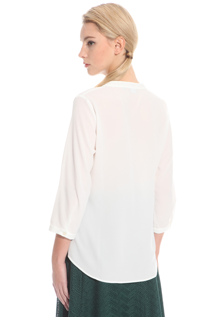 Blusa in crepe Intrend Blusa in crepe Intrend