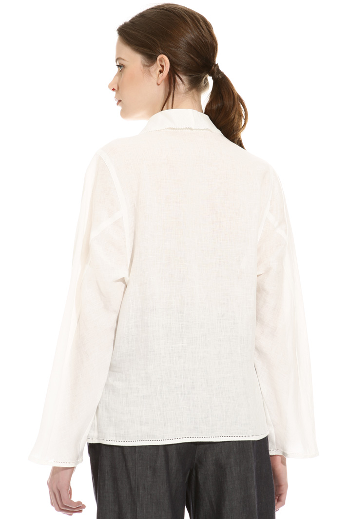 Blusa a portafoglio in lino Intrend Blusa a portafoglio in lino Intrend