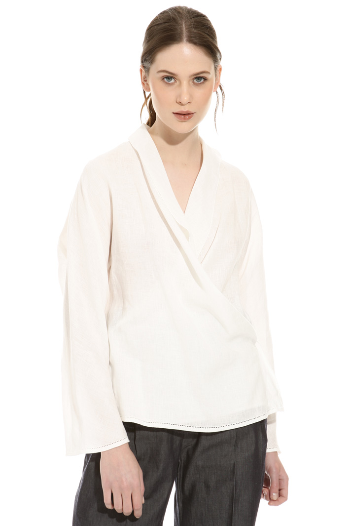 Blusa a portafoglio in lino Intrend Blusa a portafoglio in lino Intrend