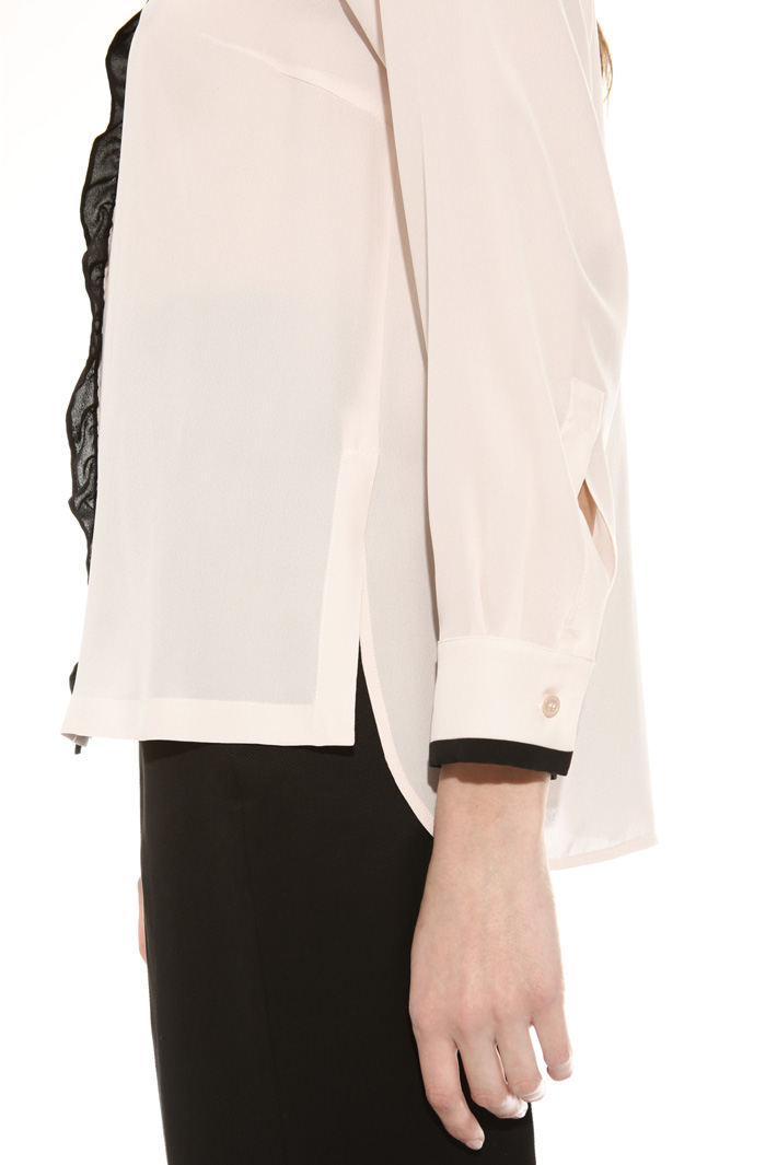 Frilled silk shirt Intrend Frilled silk shirt Intrend
