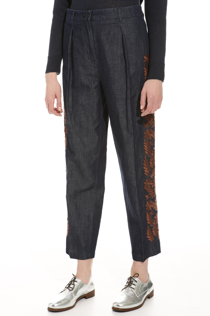 Jeans con ricamo in filo Intrend Jeans con ricamo in filo Intrend