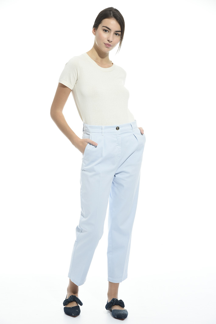 Stretch gabardine trousers
Intrend Stretch gabardine trousers
Intrend