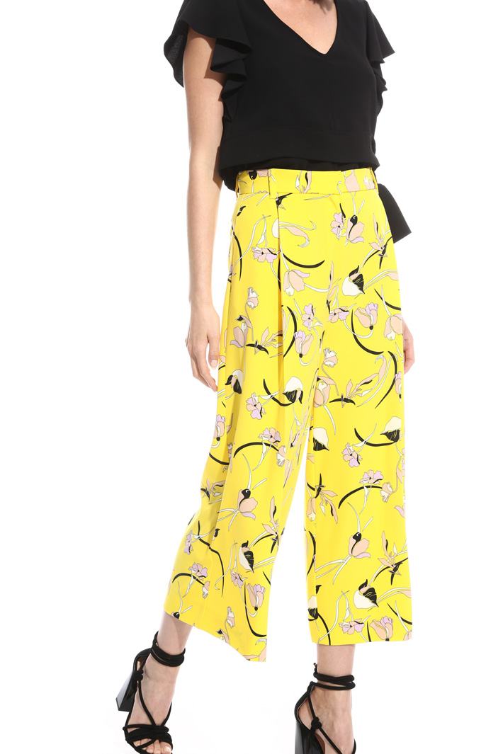 Pantalone cropped stampato Intrend Pantalone cropped stampato Intrend