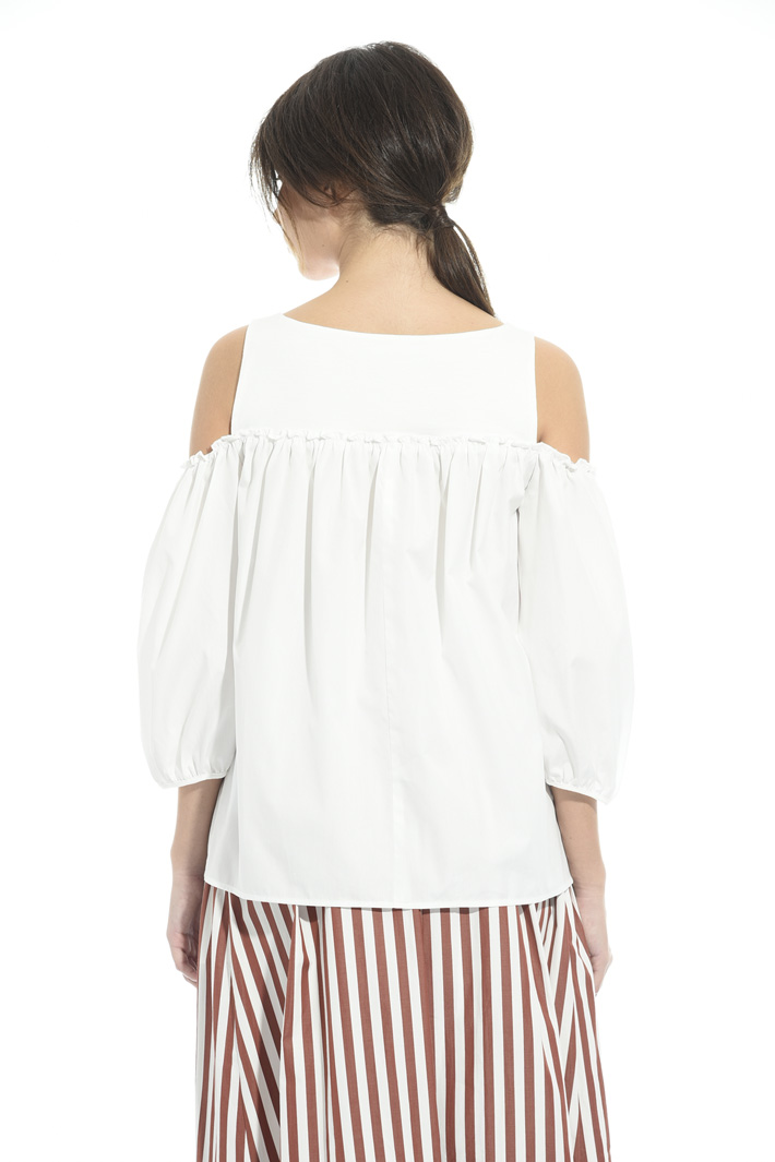Top con spalle scoperte Intrend Top con spalle scoperte Intrend
