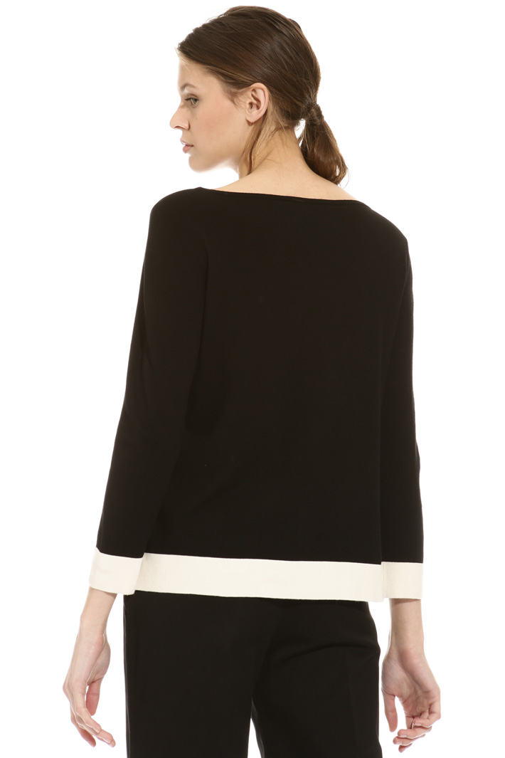 Maglia con scollo a barchetta Intrend Maglia con scollo a barchetta Intrend