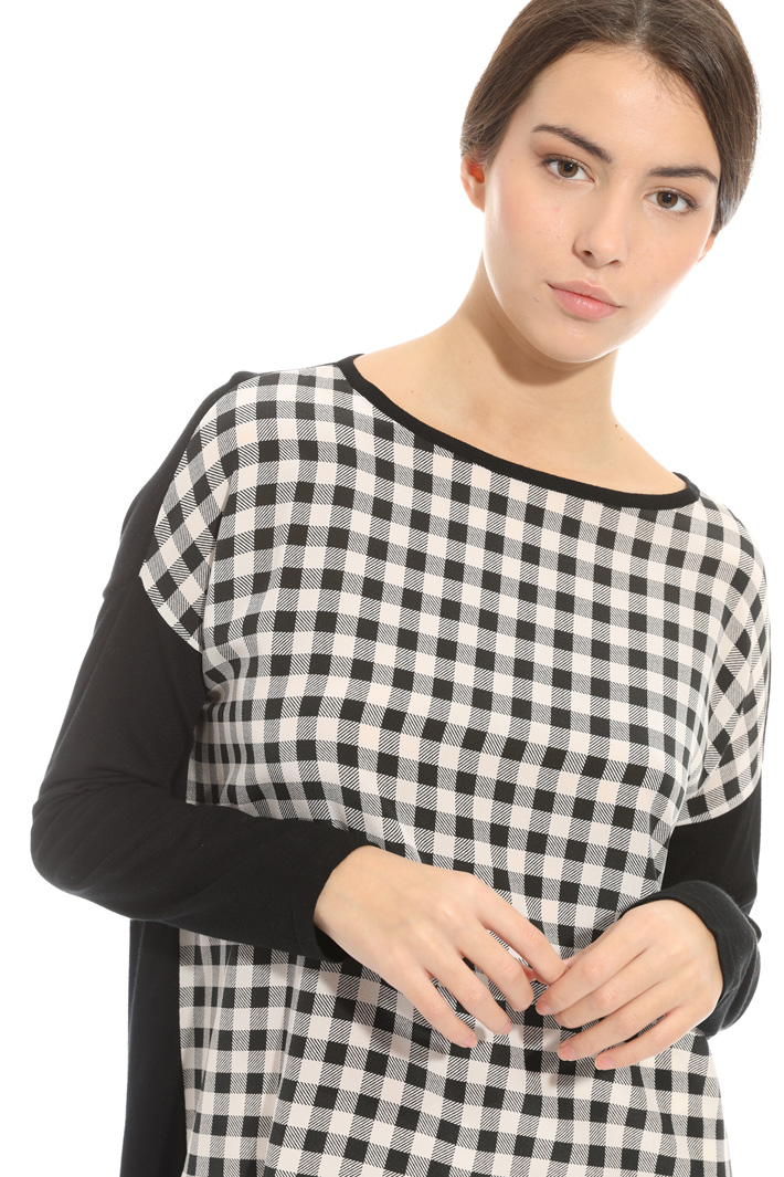 Mixed fabric sweater Intrend Mixed fabric sweater Intrend