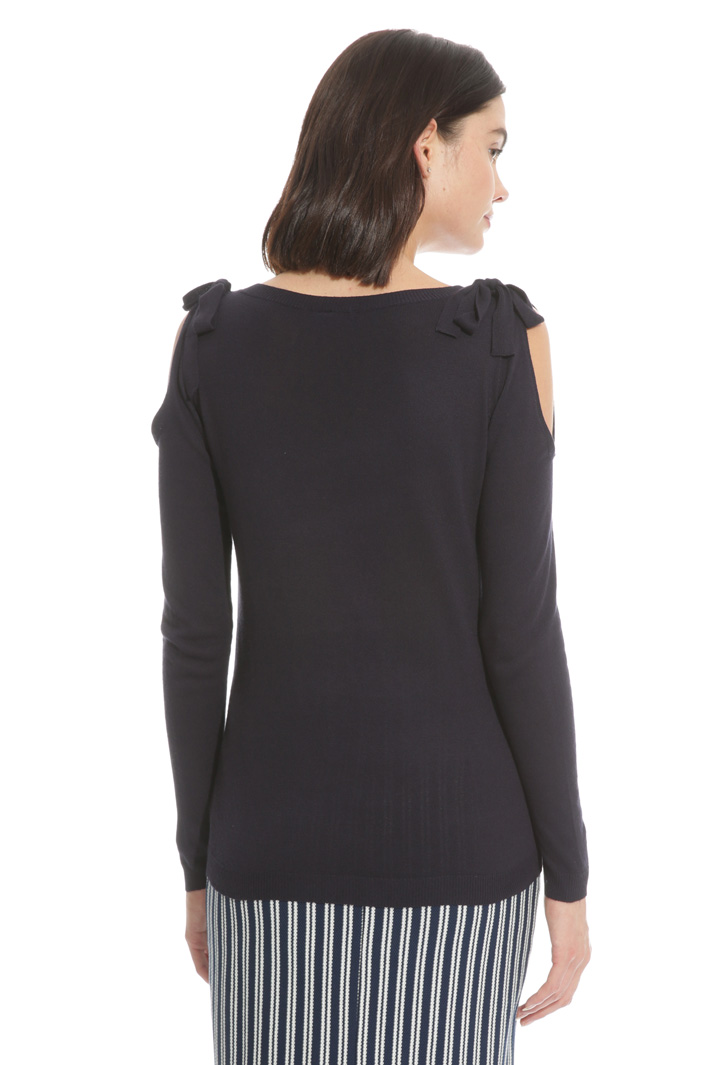 Maglia con cut-out Intrend Maglia con cut-out Intrend