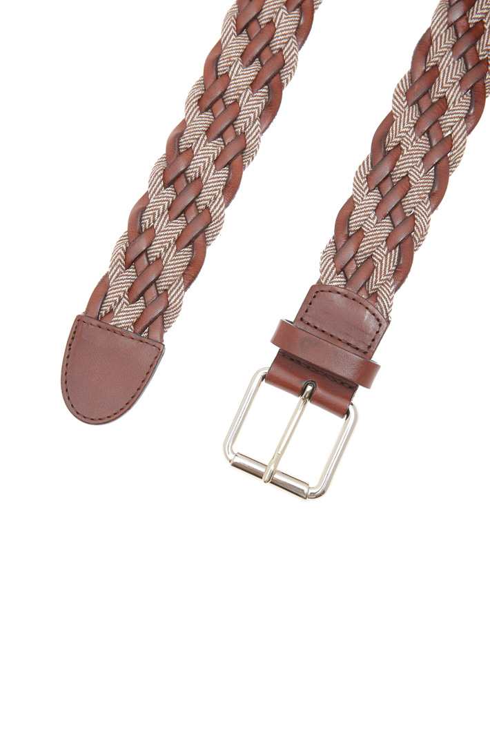 Leather braided belt Intrend Leather braided belt Intrend