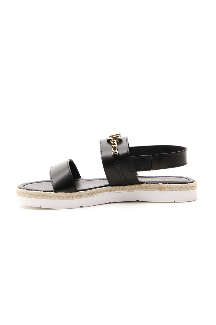 Leather sandal with bands Intrend Leather sandal with bands Intrend