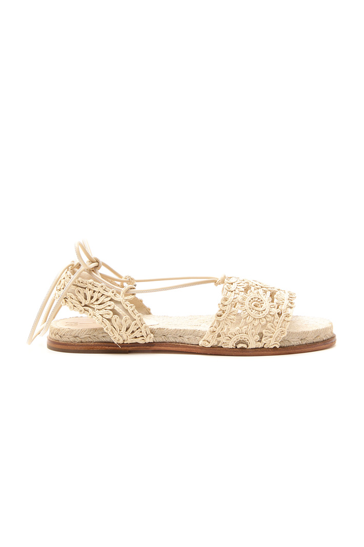 Sandalo flat effetto crochet Intrend Sandalo flat effetto crochet Intrend