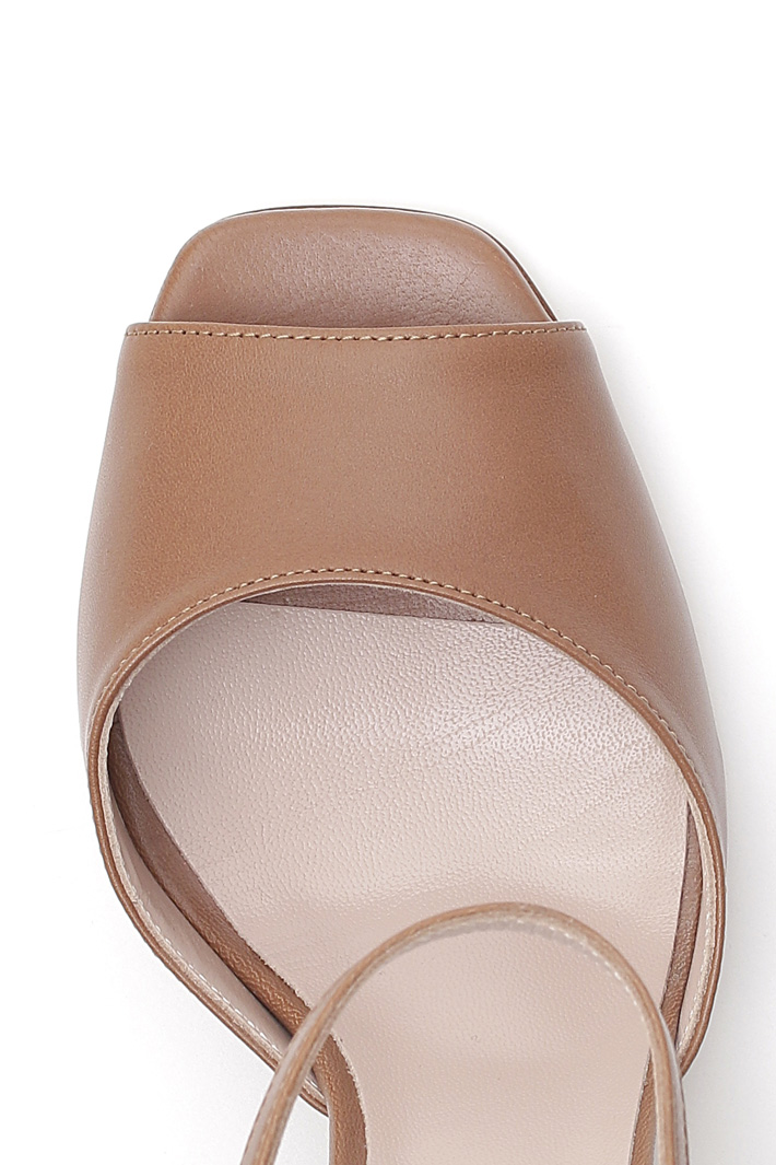 Sandali in pelle Intrend Sandali in pelle Intrend