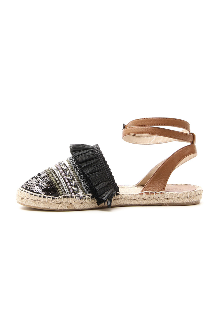 Sandali espadrillas con ricami Intrend Sandali espadrillas con ricami Intrend