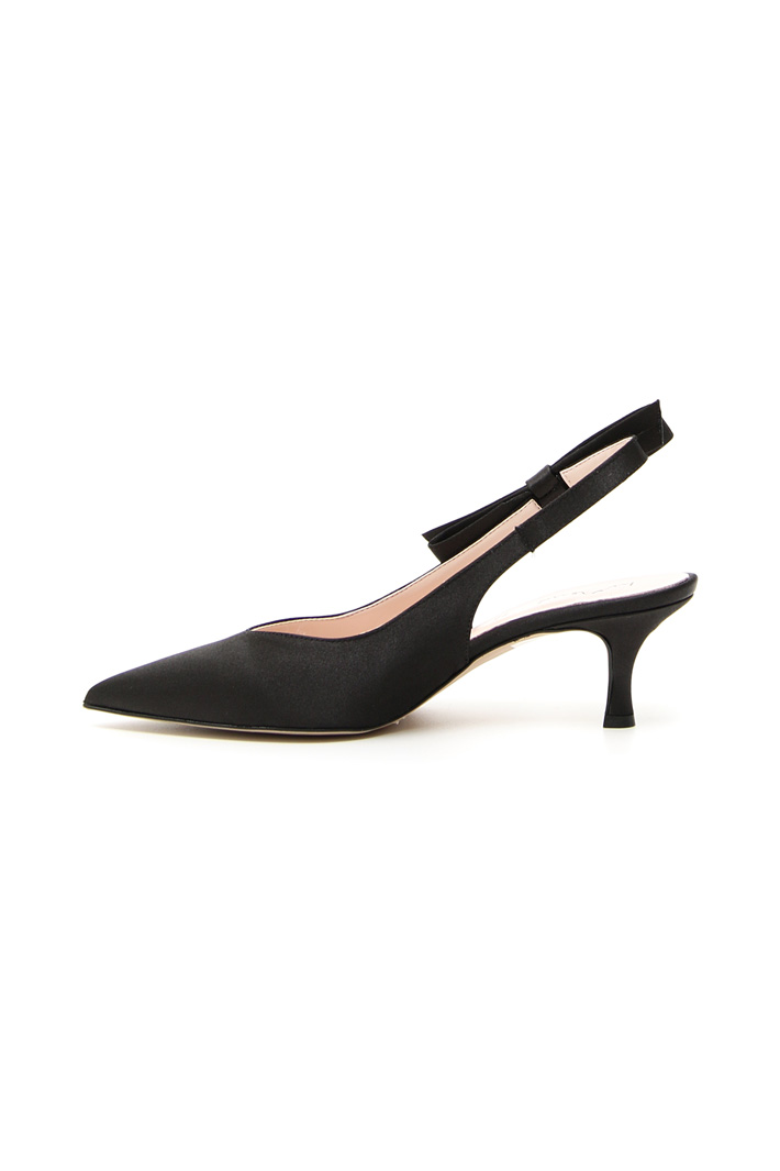 Satin slingback décolleté Intrend Satin slingback décolleté Intrend