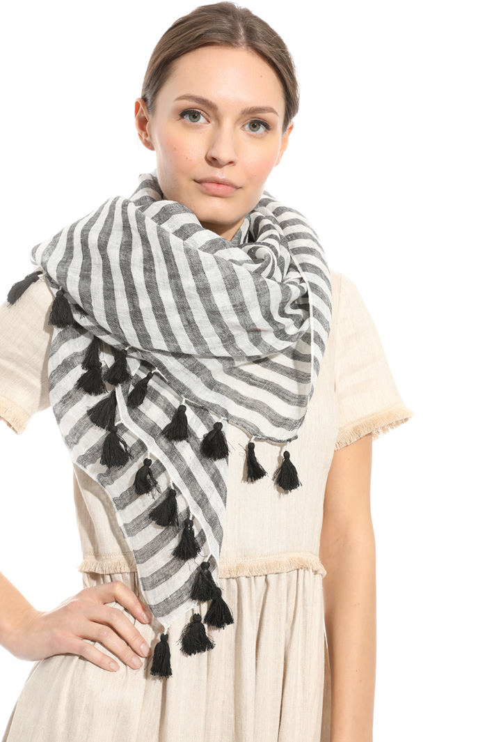 Tassel linen scarf Diffusione Tessile Tassel linen scarf Diffusione Tessile