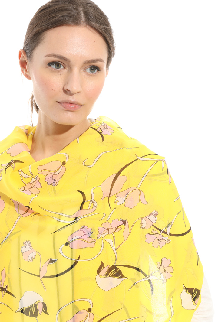 Floral pattern scarf Diffusione Tessile Floral pattern scarf Diffusione Tessile