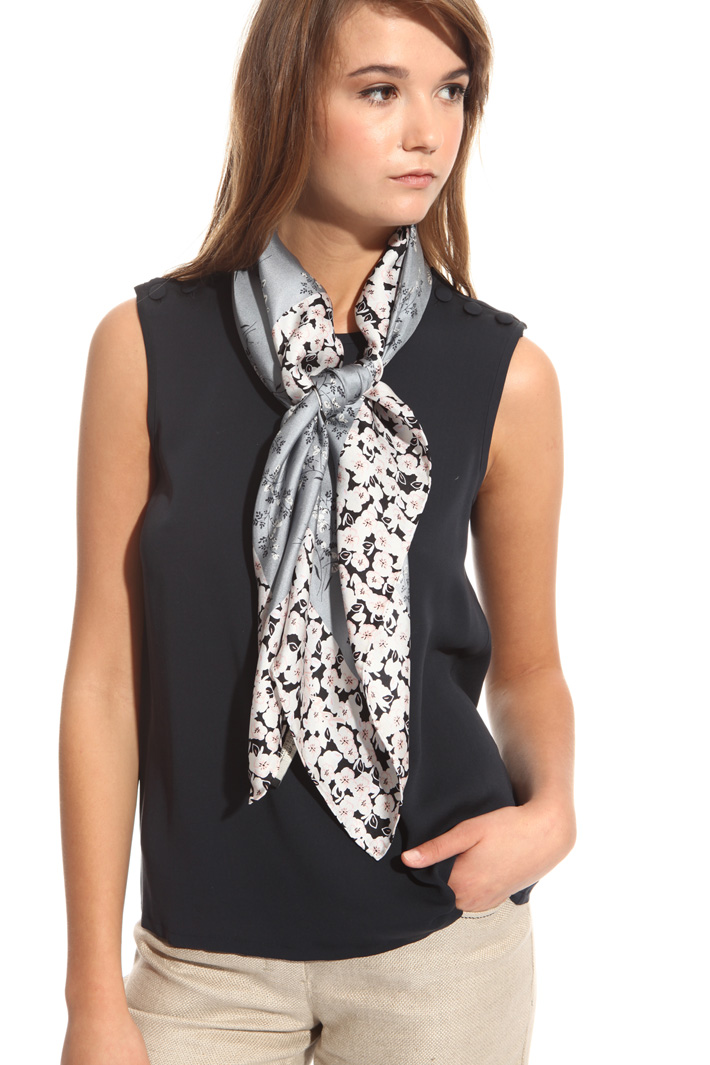 Foulard in printed silk Intrend Foulard in printed silk Intrend