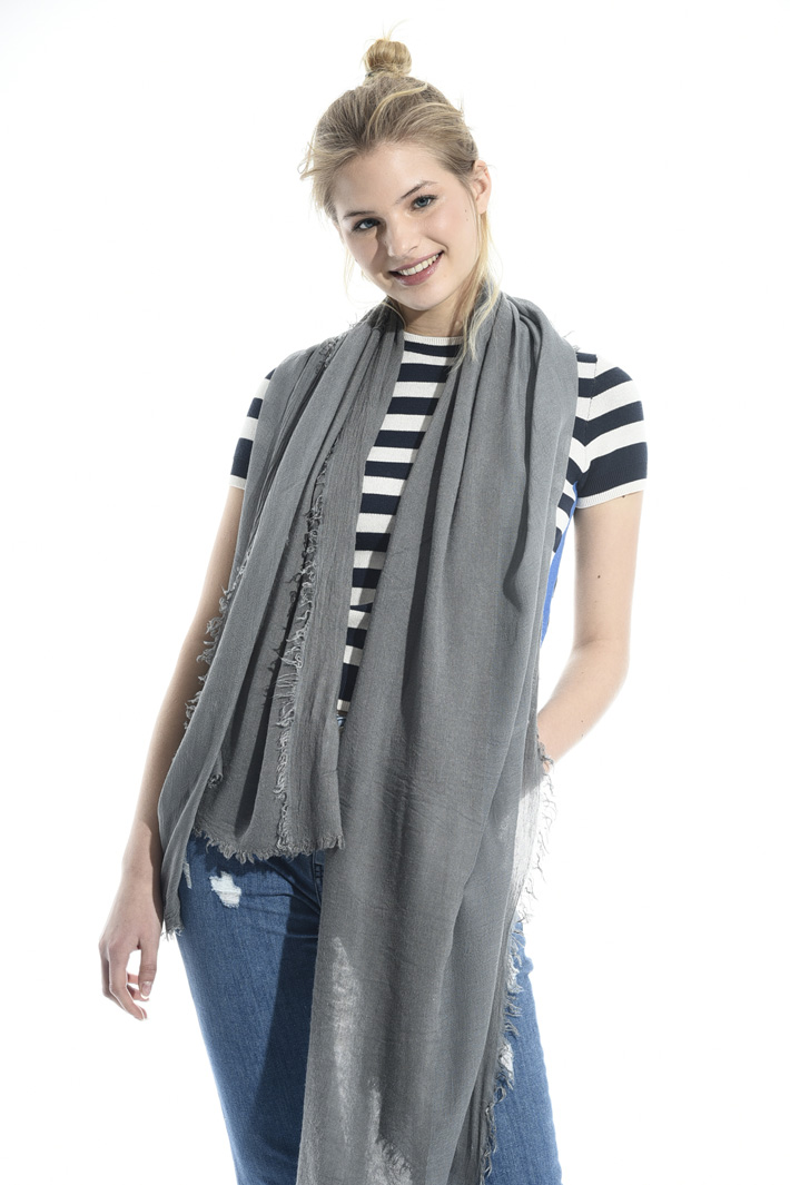Viscose and wool scarf Intrend Viscose and wool scarf Intrend