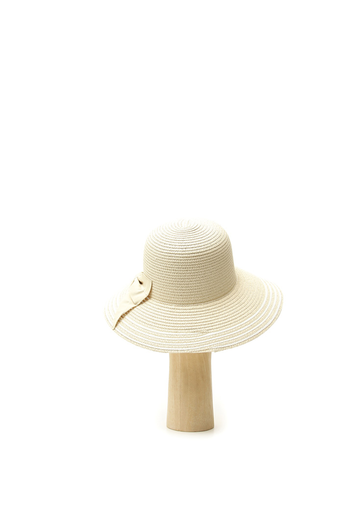 Cappello con maxi fiocco Intrend Cappello con maxi fiocco Intrend