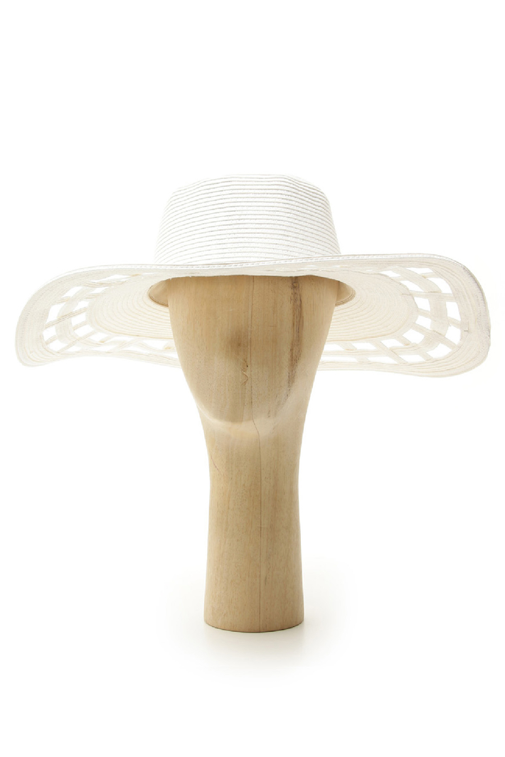 Cappello con tesa traforata Intrend Cappello con tesa traforata Intrend