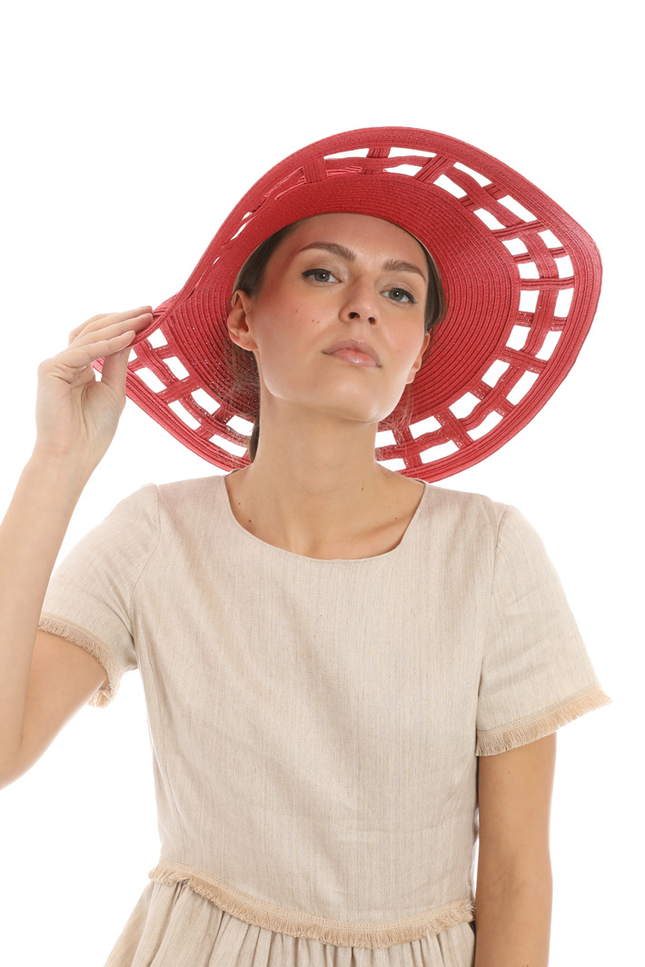 Cappello con tesa traforata Intrend Cappello con tesa traforata Intrend