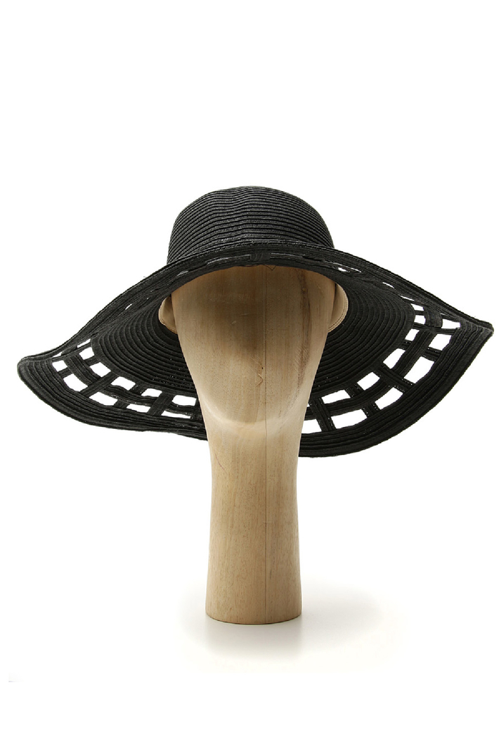 Cappello con tesa traforata Intrend Cappello con tesa traforata Intrend