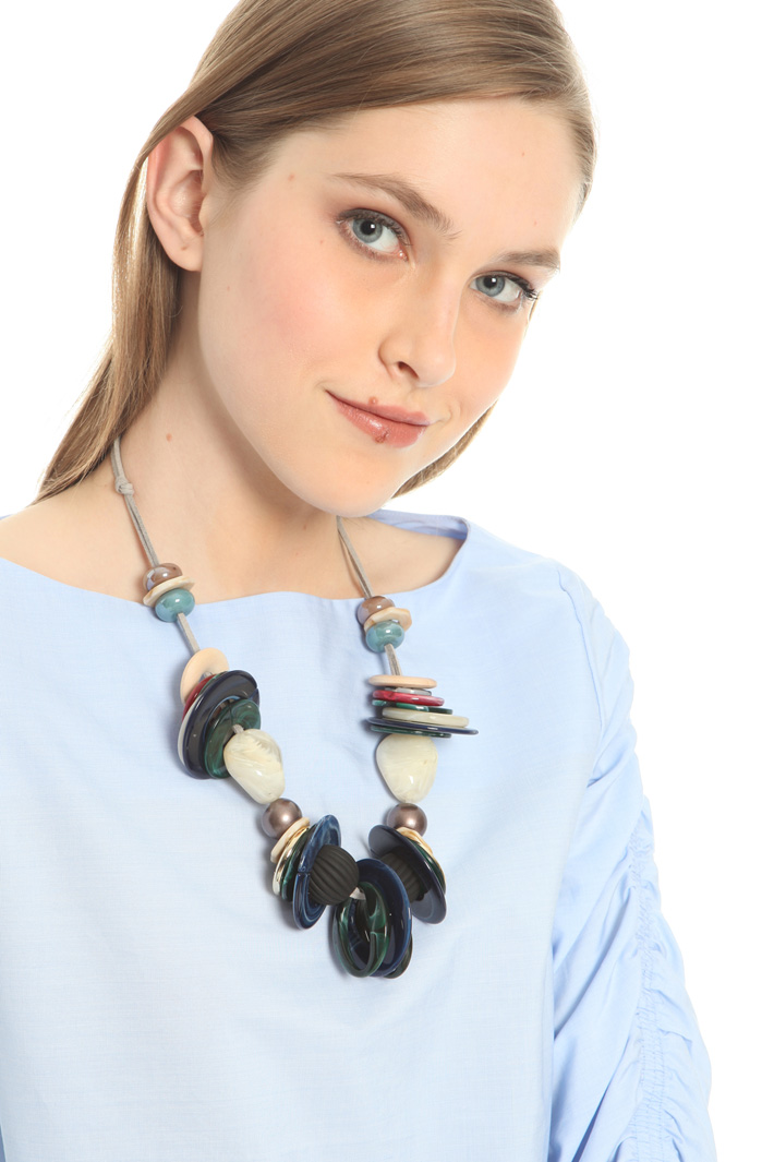 Resin disc necklace Intrend Resin disc necklace Intrend