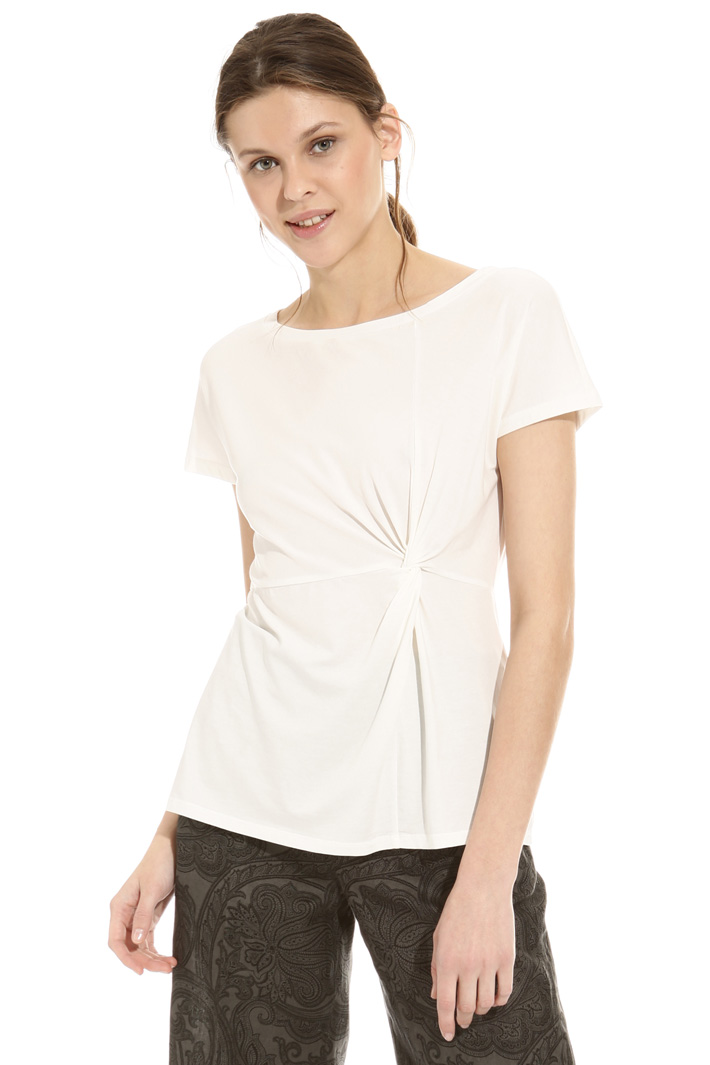 T-shirt in jersey con arriccio Intrend T-shirt in jersey con arriccio Intrend