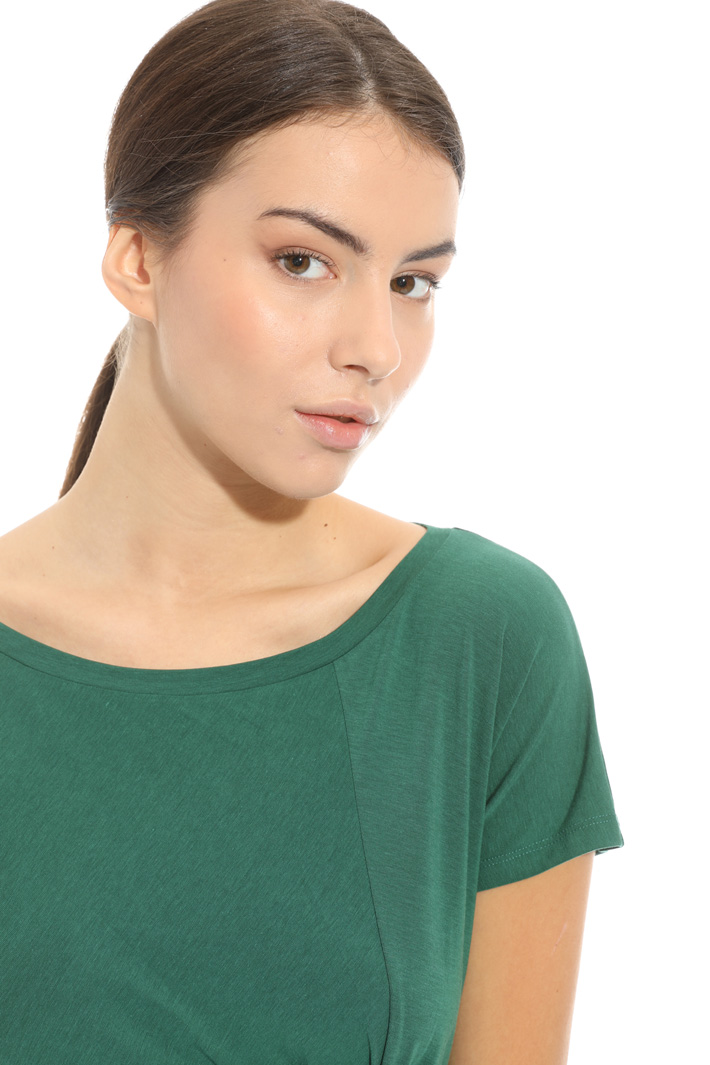 T-shirt in jersey con arriccio Intrend T-shirt in jersey con arriccio Intrend