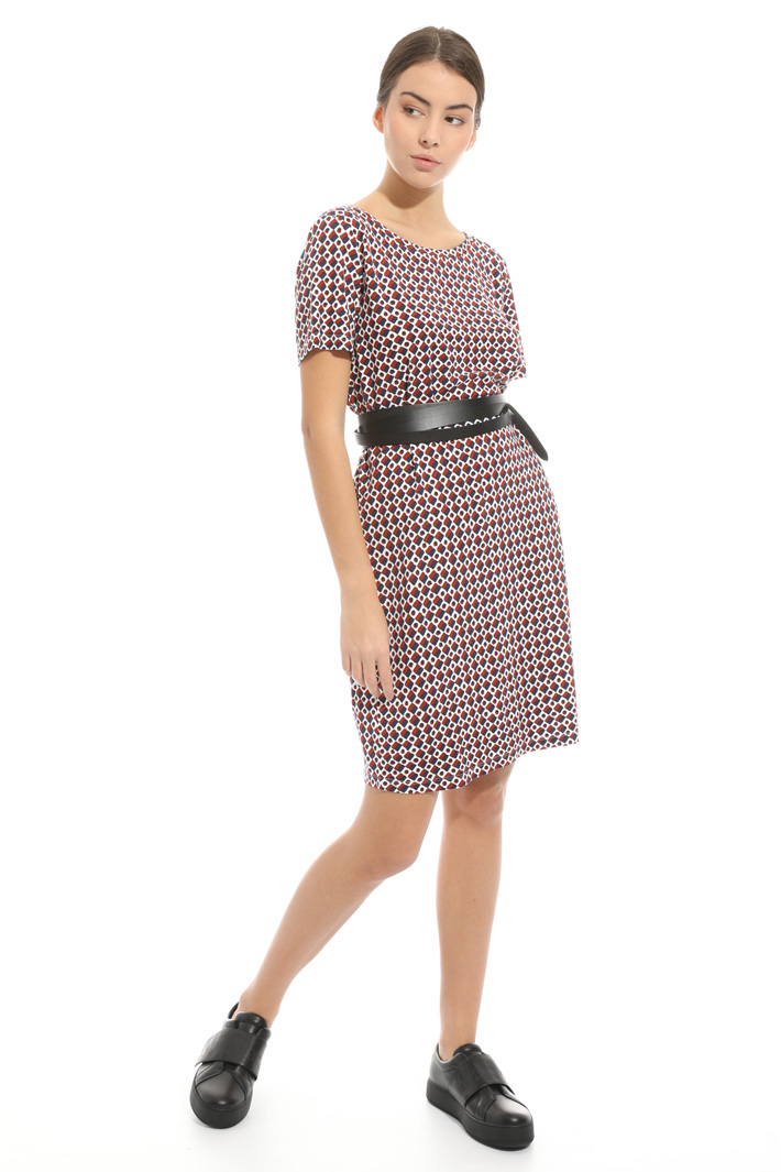 Back V-neckline dress Intrend Back V-neckline dress Intrend