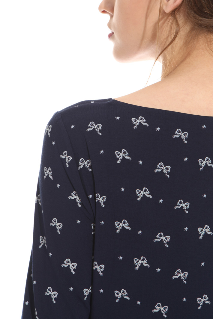 Maglia con scollo morbido Intrend Maglia con scollo morbido Intrend
