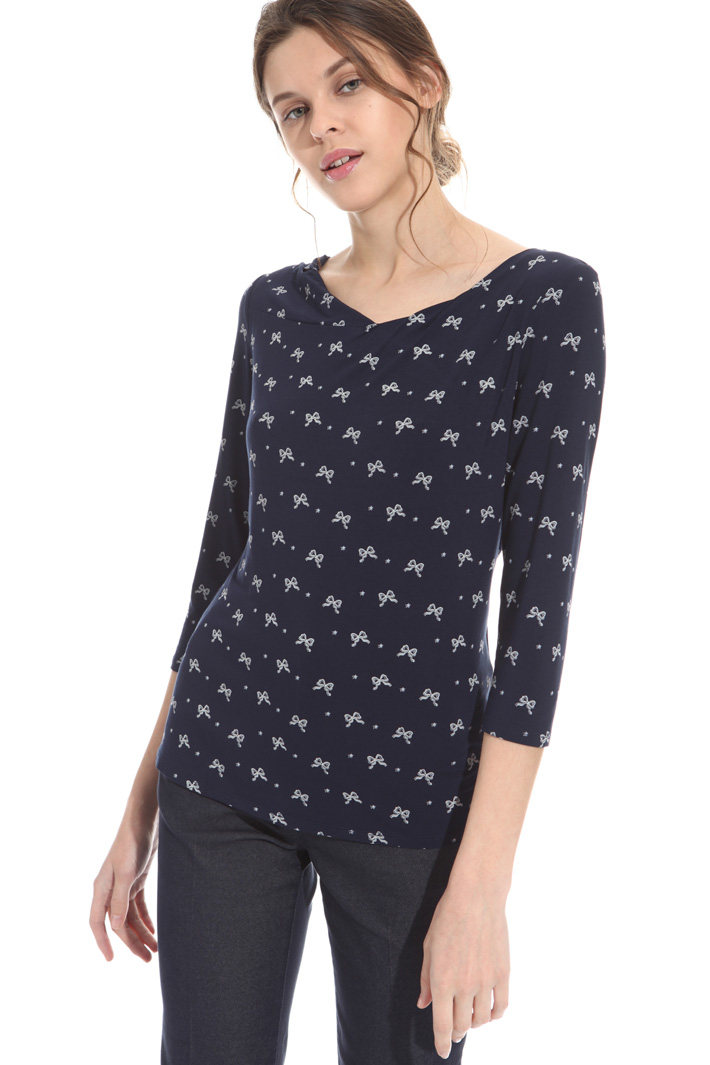 Maglia con scollo morbido Intrend Maglia con scollo morbido Intrend