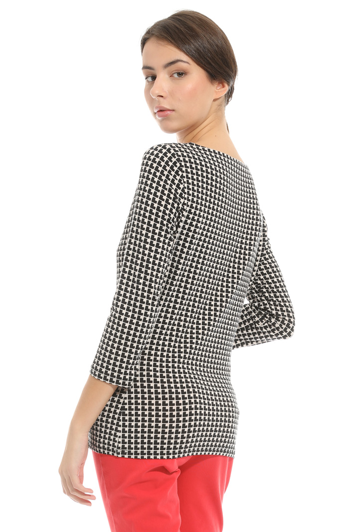 Maglia con scollo morbido Maglia con scollo morbido