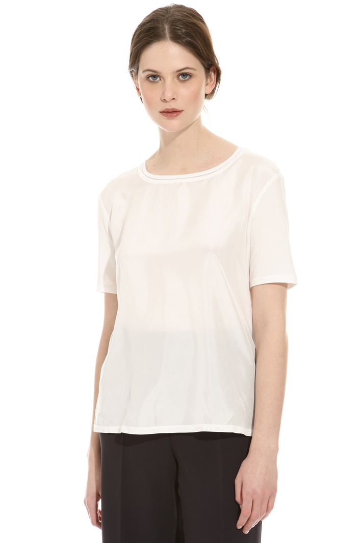 T-shirt mix di cotone e seta Intrend T-shirt mix di cotone e seta Intrend