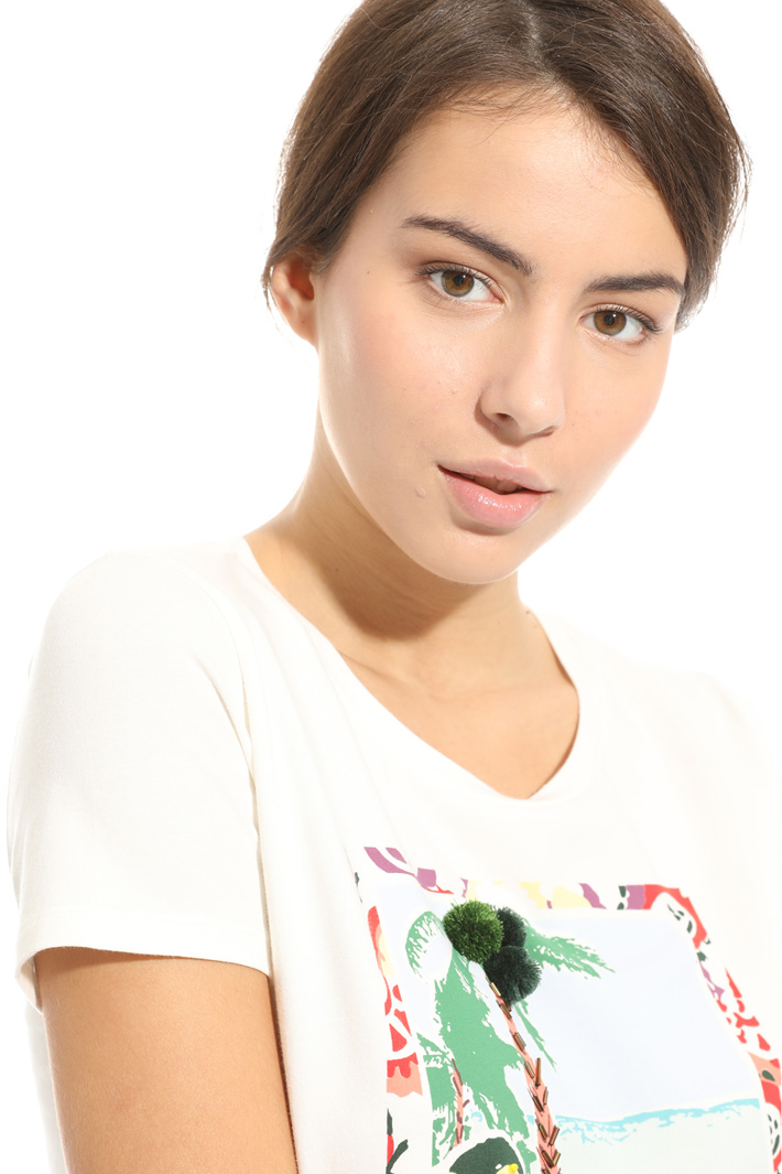 T-shirt con stampa e ricamo Intrend T-shirt con stampa e ricamo Intrend