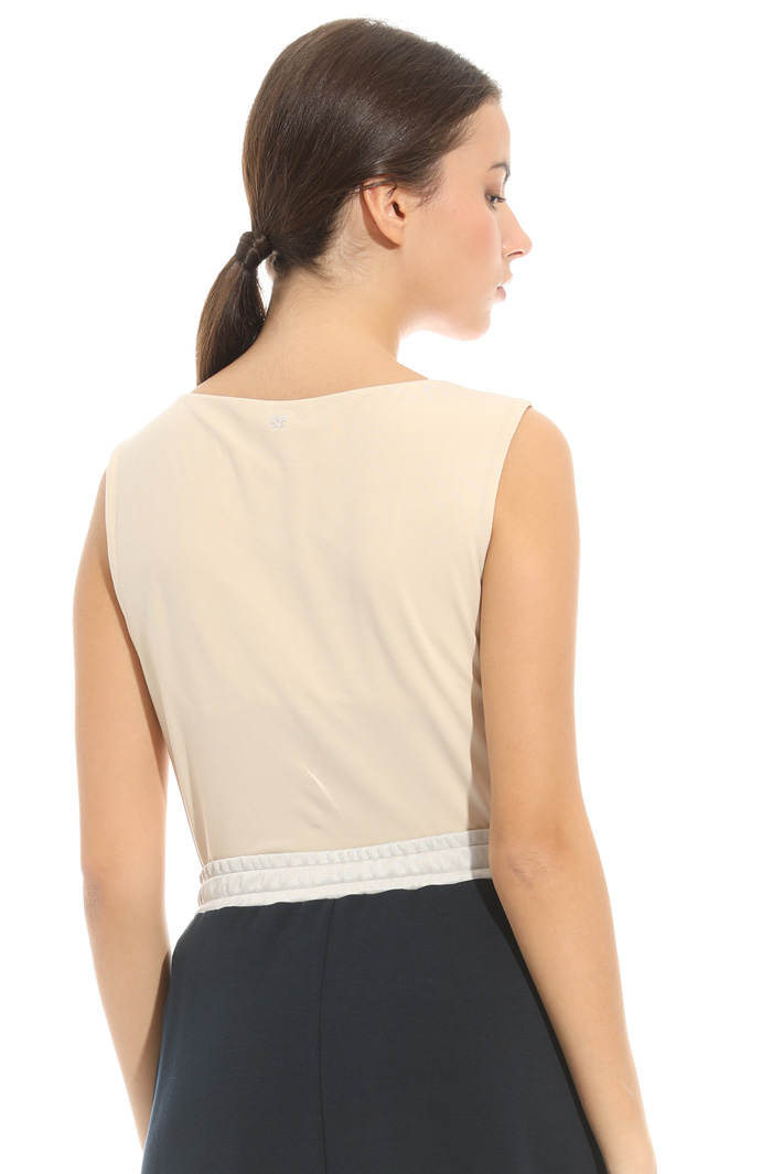 Top in jersey con scollo a V Intrend Top in jersey con scollo a V Intrend