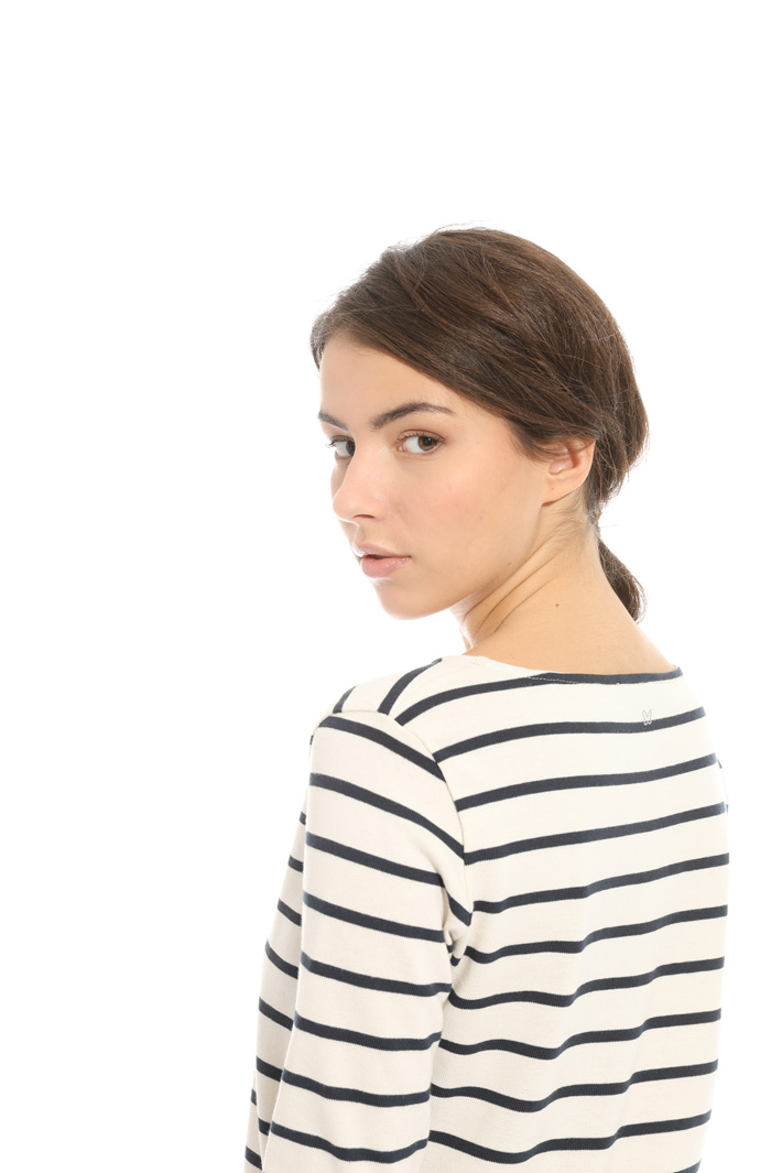 T-shirt in cotone stretch Intrend T-shirt in cotone stretch Intrend