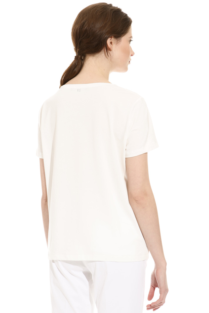T-shirt con ricami in filo Intrend T-shirt con ricami in filo Intrend