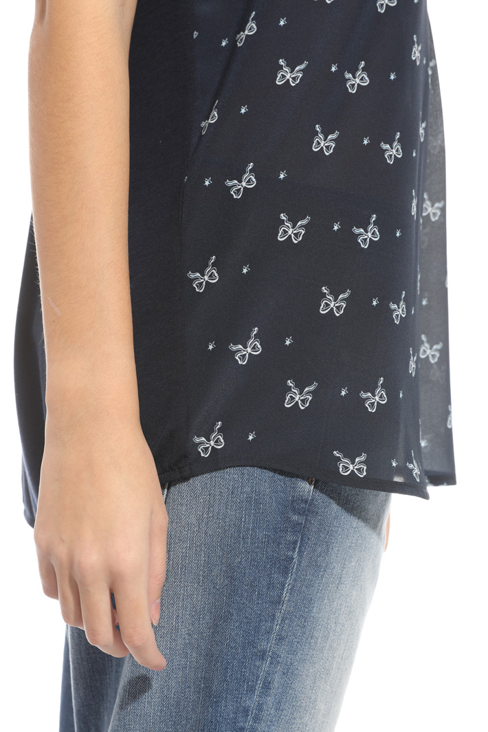 Top in mix di materiali Intrend Top in mix di materiali Intrend