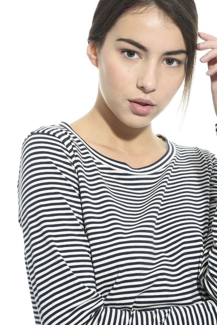 T-shirt con maniche lunghe Intrend T-shirt con maniche lunghe Intrend