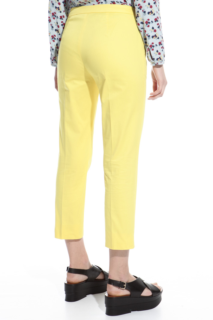Gabardine capri trousers Intrend Gabardine capri trousers Intrend