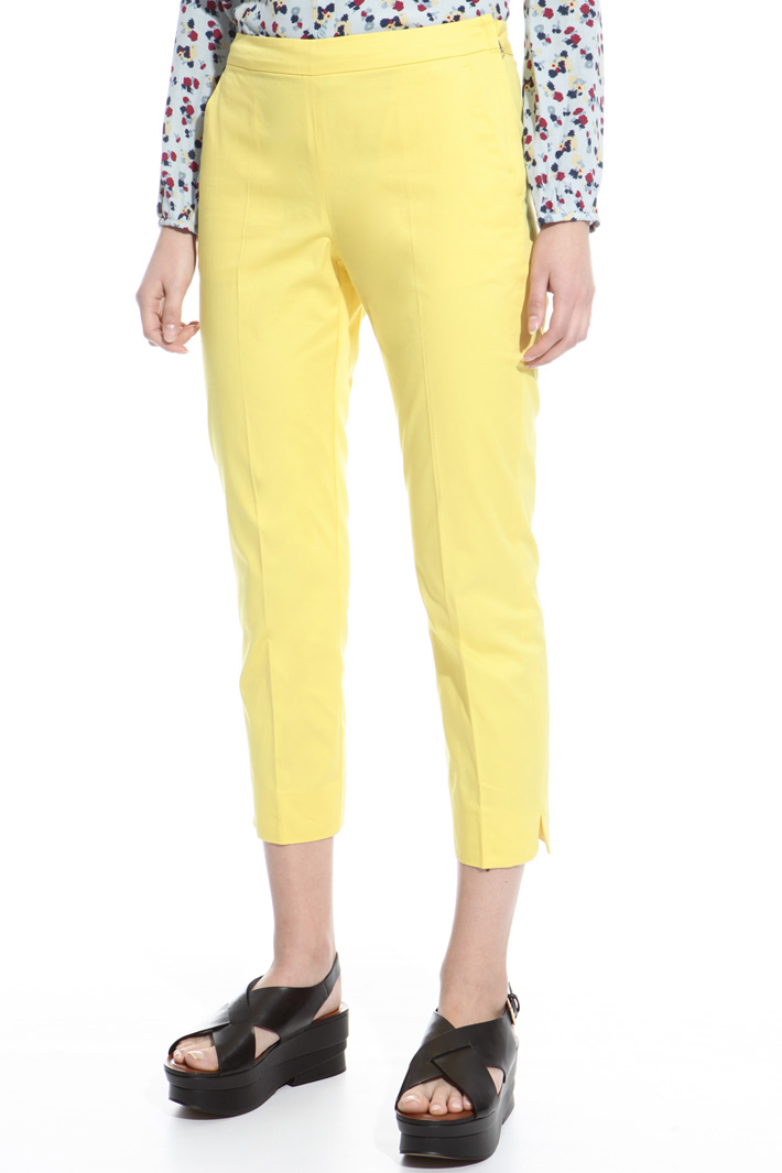 Gabardine capri trousers Intrend Gabardine capri trousers Intrend
