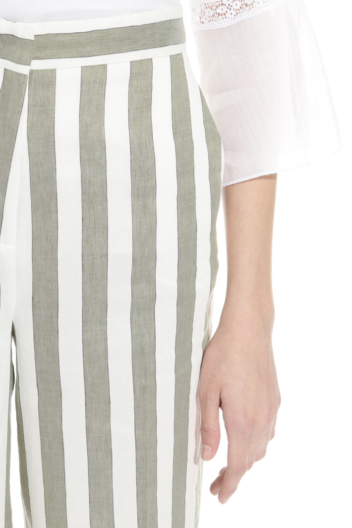 Pantalone in lino a righe Intrend Pantalone in lino a righe Intrend