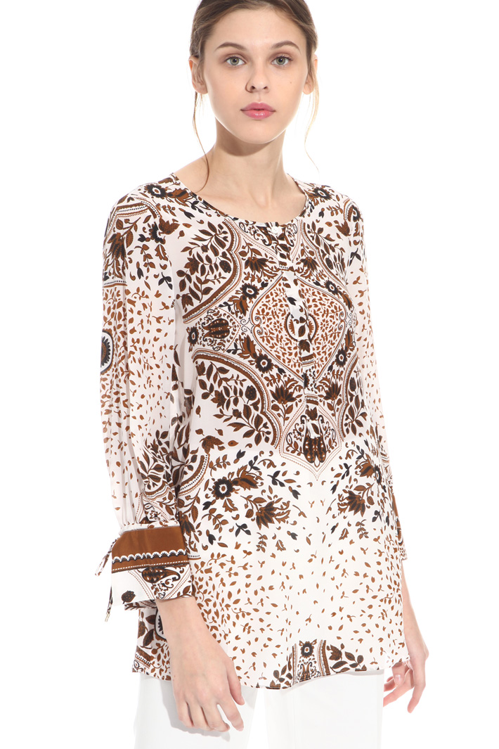 Blusa in pura seta stampata Intrend Blusa in pura seta stampata Intrend